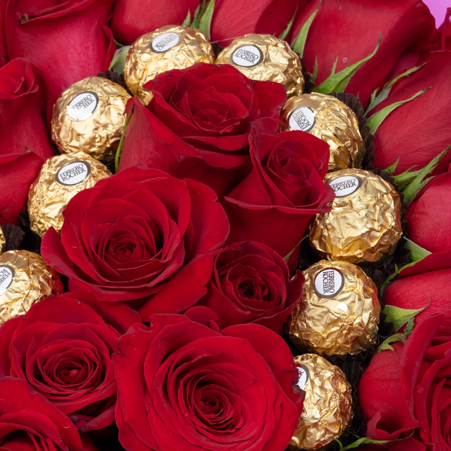 Ramo corazón de chocolates
