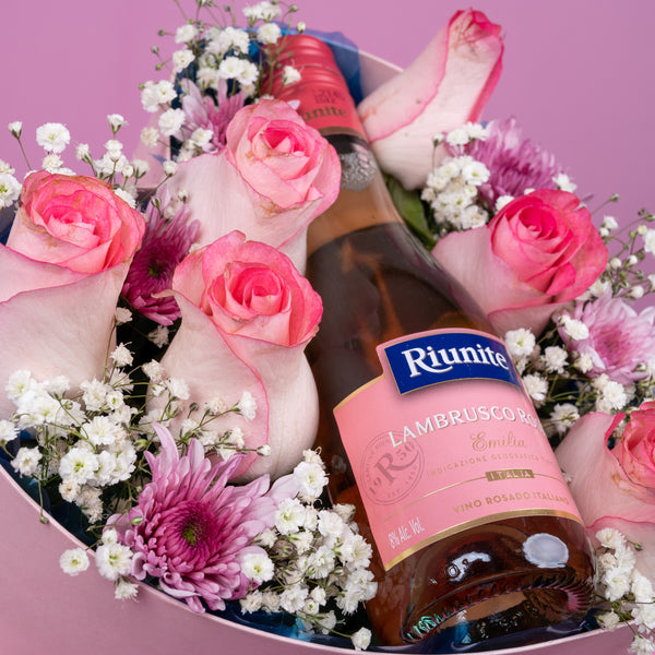 Caja Corazón con 20 rosas y chocolates – Floristería Nic & Eros