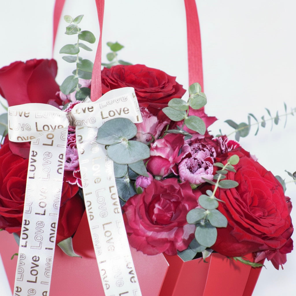Bolsa Floral (Negro, Blanco, Rojo, Beige)