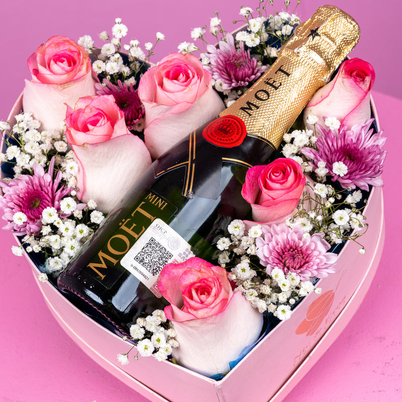 Caja corazón con vino espumoso rosado