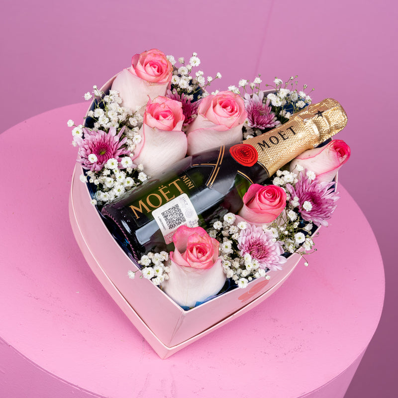 Caja corazón con vino espumoso rosado